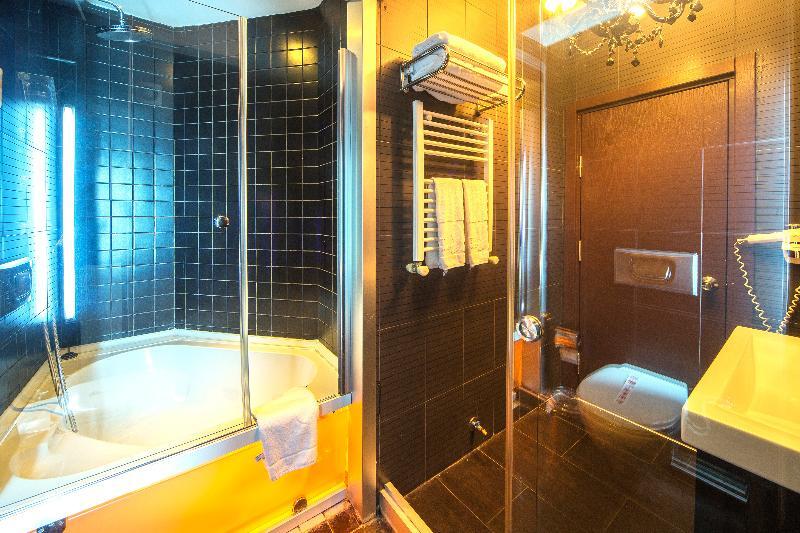 Mood Design Suites Istanbul Bagian luar foto